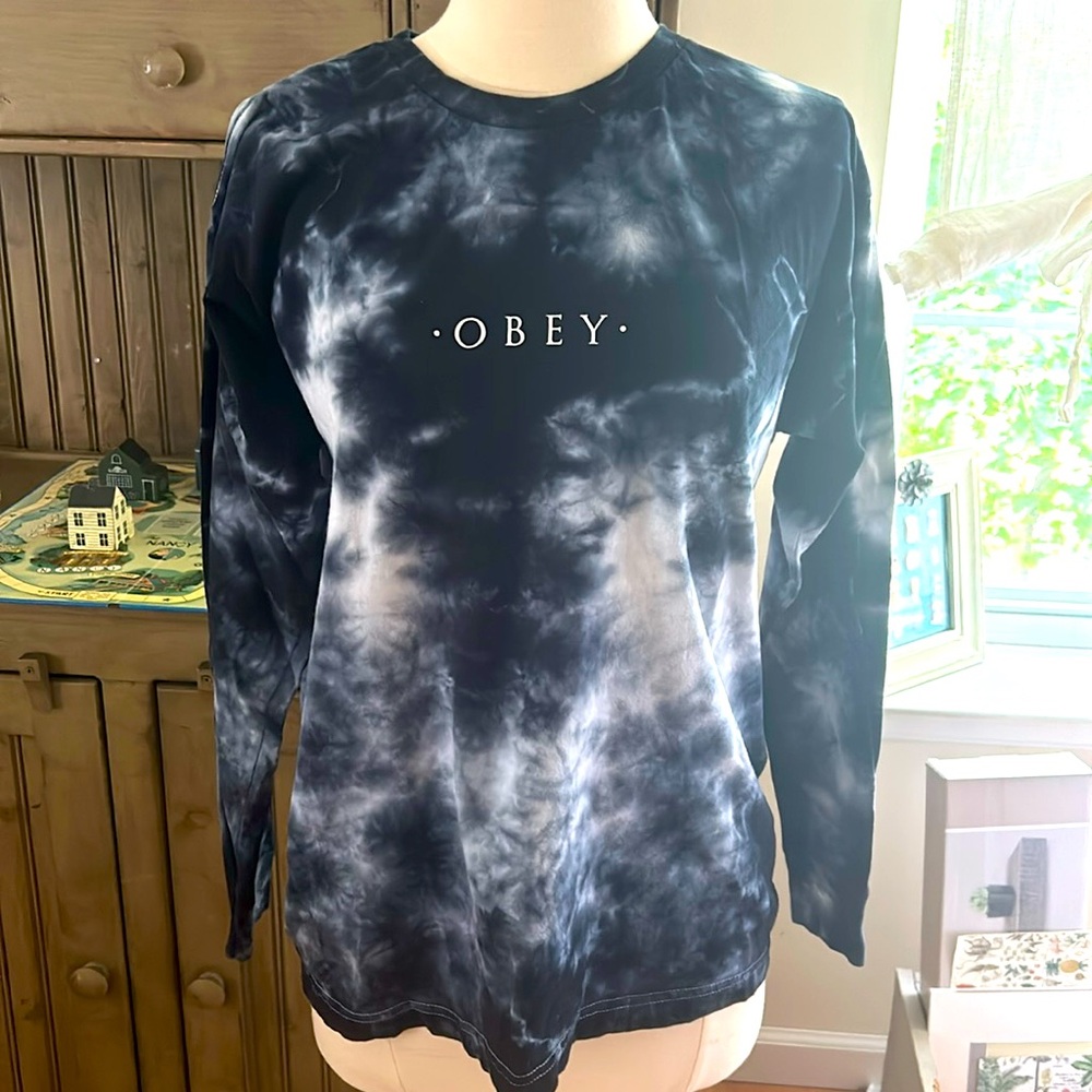 Obey tie dyed long sleeved tee